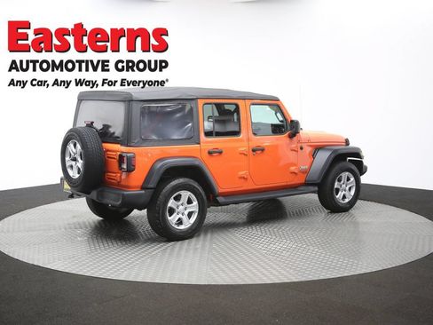 Used 2018 Jeep Wrangler Unlimited Sport S AWD/4WD image 40