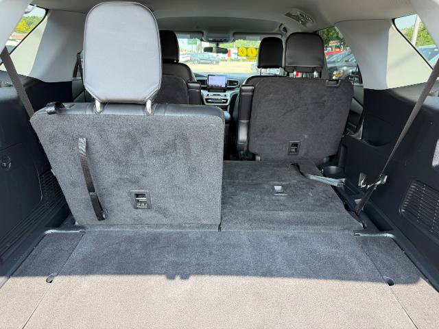 Certified 2024 Ford Explorer XLT w/ Equipment Group 202A AWD/4WD image 16