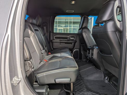 Used 2024 RAM 3500 Laramie w/ Night Edition image 39