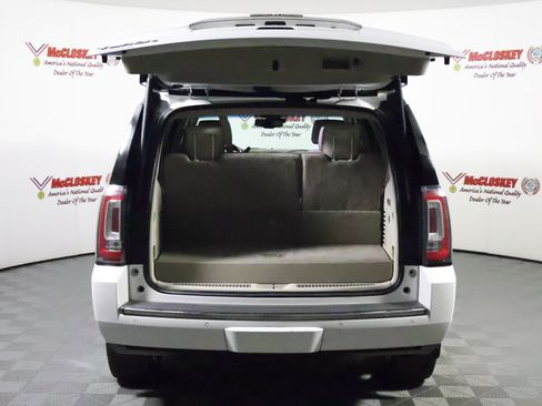 Used 2019 GMC Yukon Denali AWD/4WD image 10