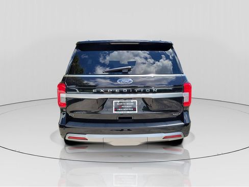 Used 2024 Ford Expedition Max XLT RWD image 5