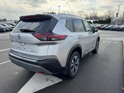 Used 2023 Nissan Rogue SV w/ SV Premium B Package AWD/4WD image 8