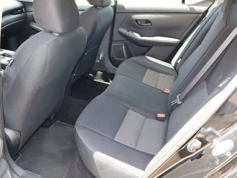 Used 2024 Nissan Sentra SV FWD image 5