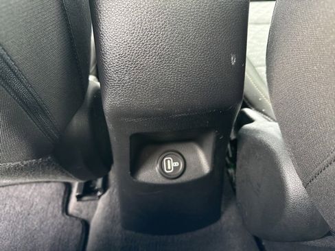 Used 2021 Kia Rio S image 31