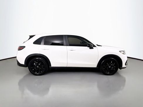 Used 2024 Honda HR-V Sport image 8