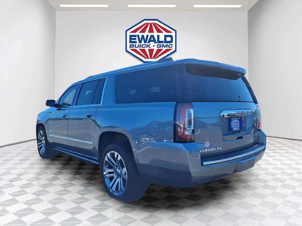Certified 2020 GMC Yukon XL Denali w/ Denali Ultimate Package AWD/4WD image 2
