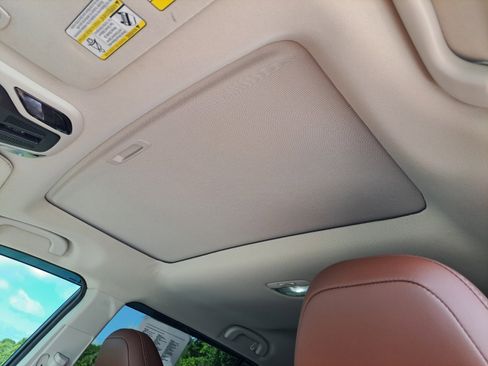 Used 2021 Subaru Outback Touring XT image 19