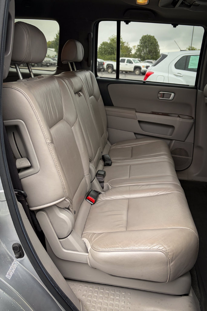 Used 2011 Honda Pilot Touring image 34