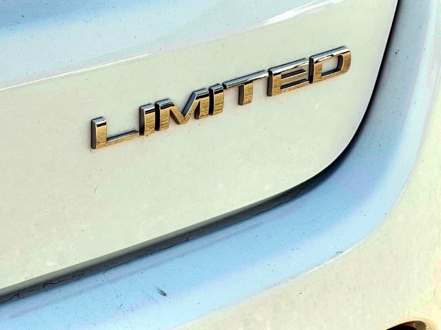 Used 2025 Jeep Compass Limited AWD/4WD image 10