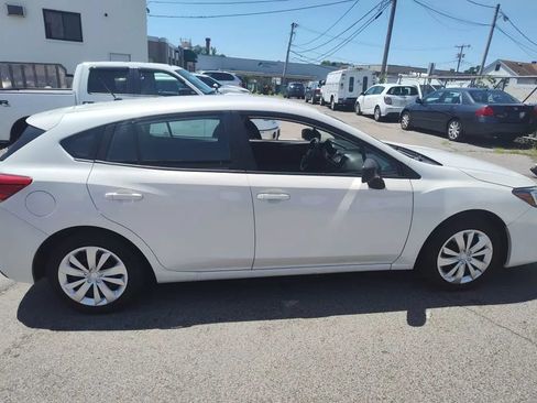 Used 2019 Subaru Impreza 2.0i w/ Eyesight AWD/4WD image 4
