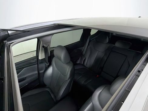 Used 2023 Hyundai Santa Fe SEL w/ Premium Package FWD image 15