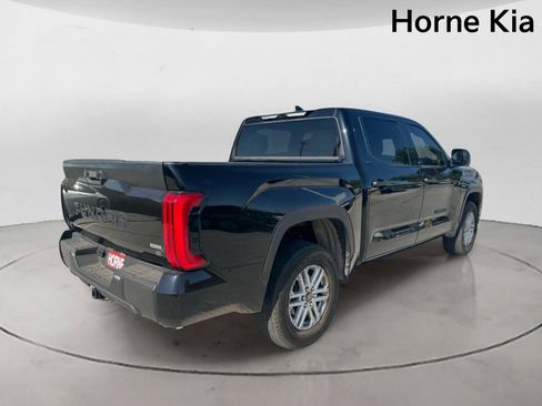 Used 2025 Toyota Tundra SR5 AWD/4WD image 4