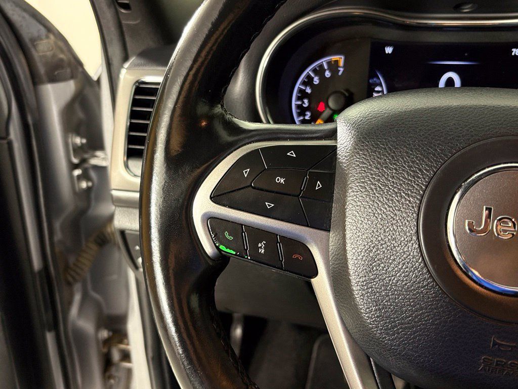 Used 2021 Jeep Grand Cherokee Laredo X RWD image 20