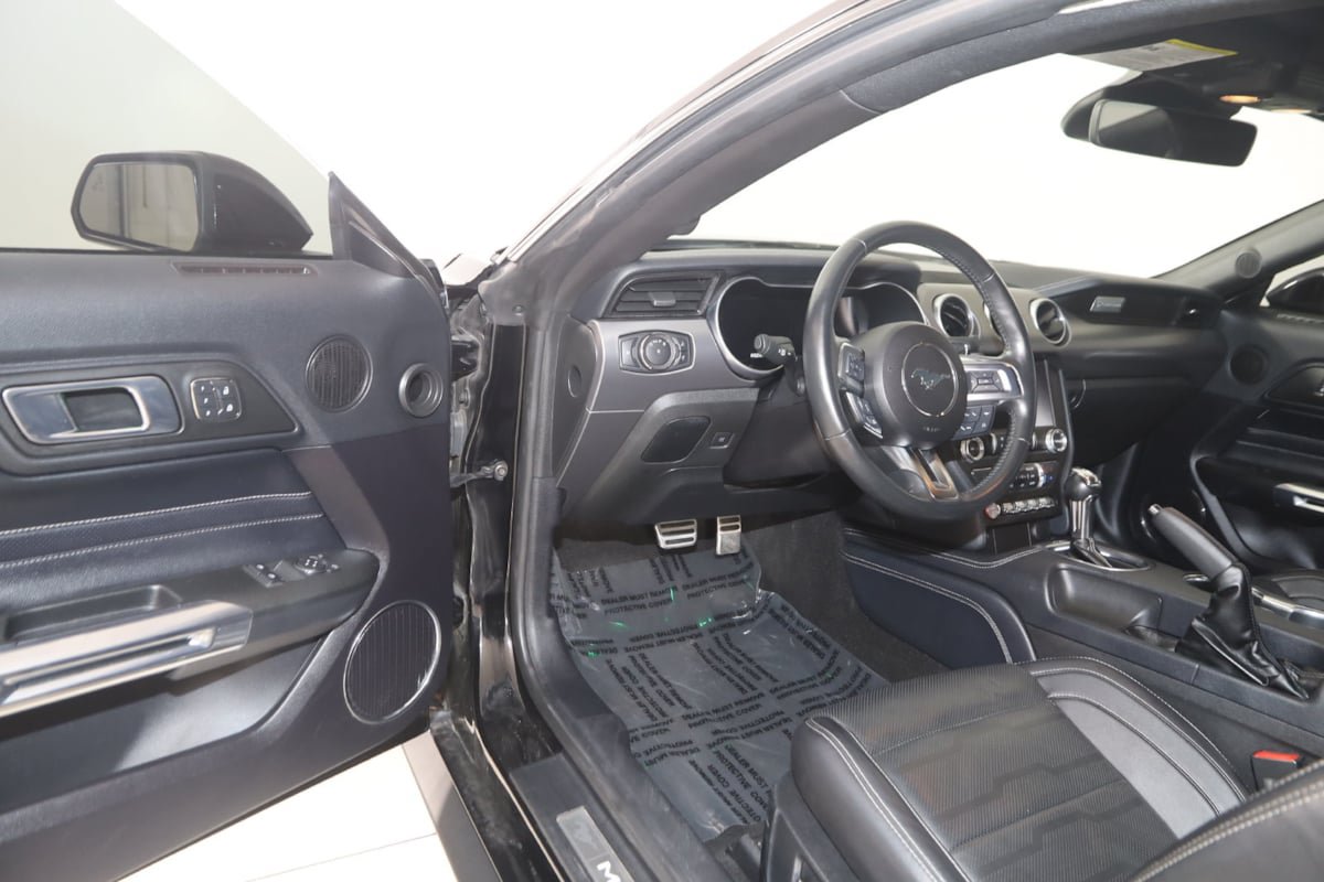 Used 2019 Ford Mustang GT Premium w/ Equipment Group 401A RWD image 50