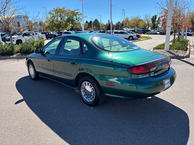 Used 1999 Ford Taurus SE FWD image 4