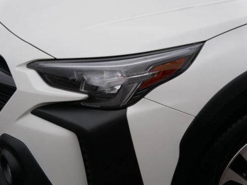 Used 2024 Subaru Outback Premium image 16