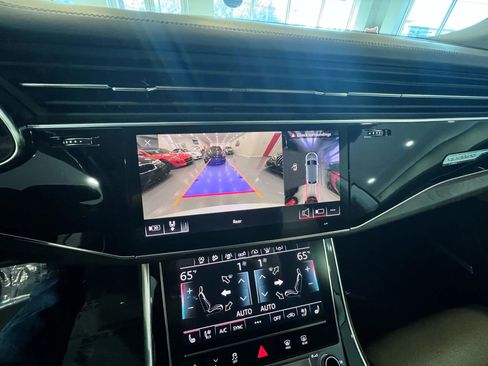 Used 2019 Audi Q8 Prestige image 13