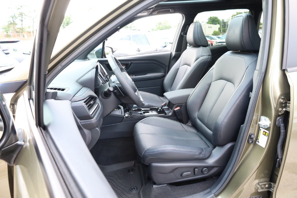 Used 2026 Subaru Forester Limited AWD/4WD image 8