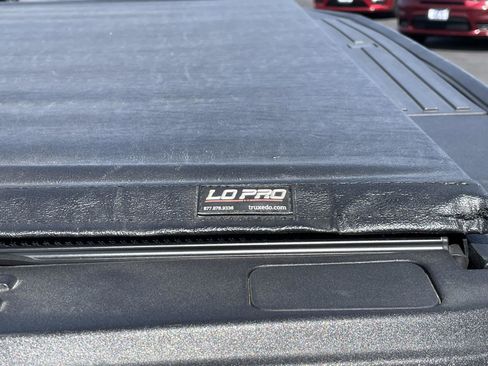 Used 2016 Ford F150 Lariat w/ Equipment Group 502A Luxury AWD/4WD image 7