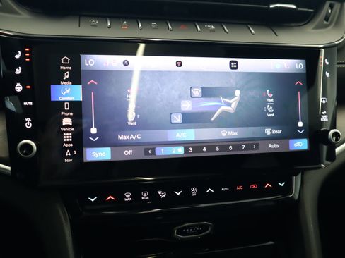 New 2026 Jeep Grand Cherokee Limited image 7