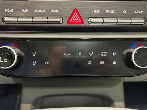 Used 2026 Hyundai Palisade SEL Premium FWD image 52