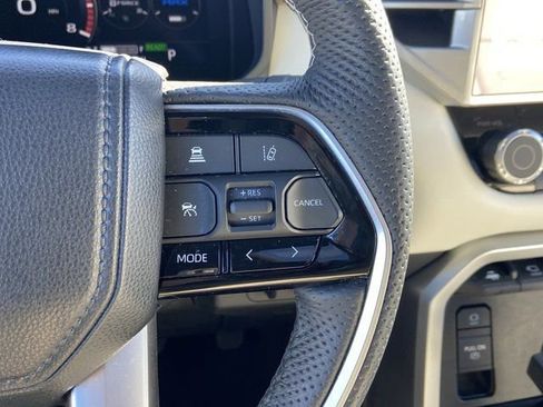 Used 2023 Toyota Sequoia Capstone image 18