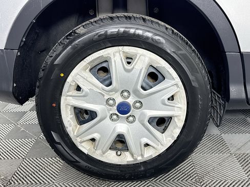 Used 2015 Ford Escape S image 31