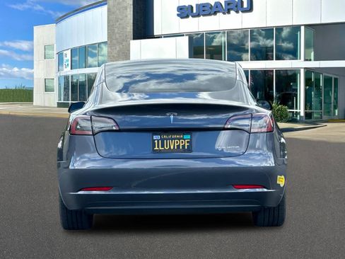 Used 2022 Tesla Model 3 Long Range AWD/4WD image 7