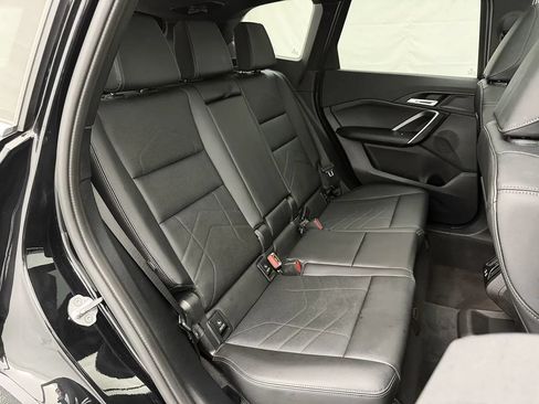 Used 2025 BMW X1 xDrive28i AWD/4WD image 37