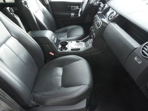 Used 2016 Land Rover LR4 HSE LUX image 23
