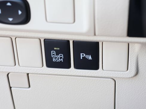 Used 2014 Lexus ES 350 image 16