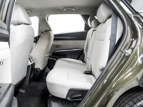 Used 2025 Hyundai Tucson SEL FWD image 18