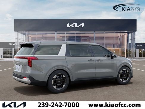 New 2026 Kia Carnival EX FWD image 6