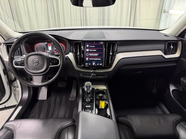 Used 2021 Volvo XC60 T8 Inscription AWD/4WD image 12