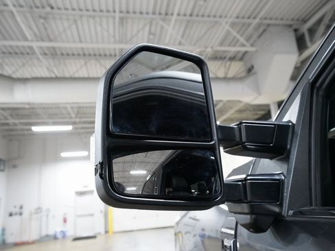 Used 2023 Ford F250 Platinum image 23