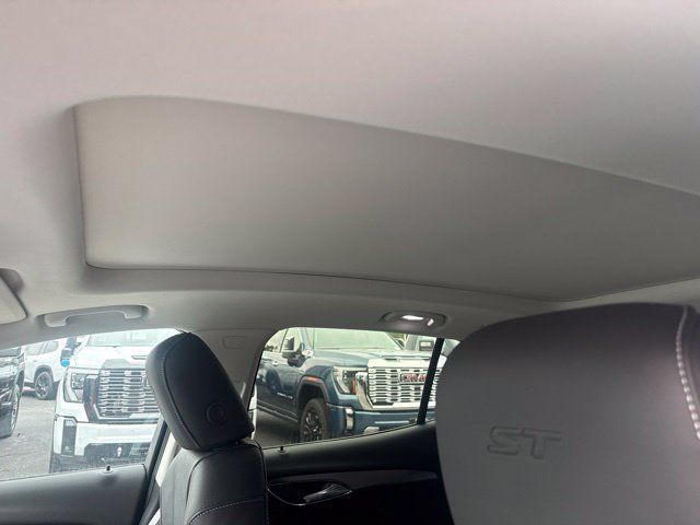 New 2026 Buick Envision Sport Touring AWD/4WD image 17