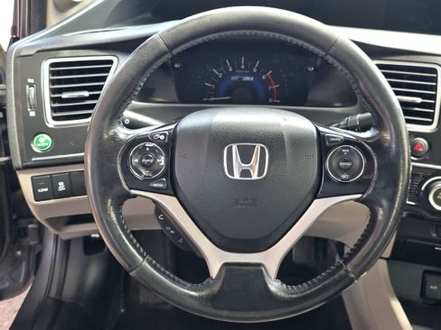 Used 2013 Honda Civic Hybrid Sedan image 16