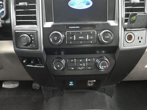 Used 2022 Ford F250 XLT AWD/4WD image 17