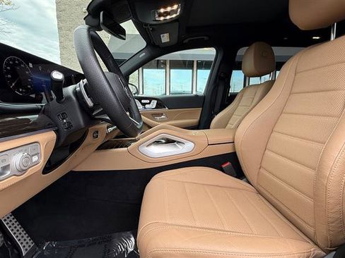 Used 2024 Mercedes-Benz GLS 450 4MATIC w/ AMG Line Exterior image 10