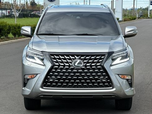 Used 2022 Lexus GX 460 Premium w/ Accessory Package AWD/4WD image 8