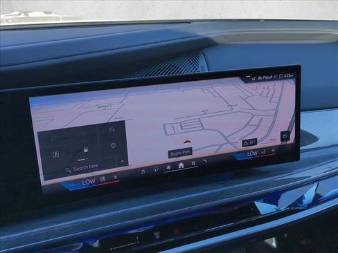 Used 2024 BMW 740i w/ Premium Package 2 RWD image 13