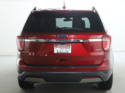 Used 2019 Ford Explorer XLT w/ Equipment Group 202A AWD/4WD image 46