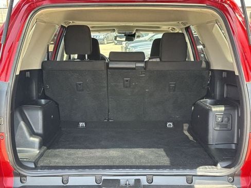 Used 2022 Toyota 4Runner SR5 Premium w/ Moonroof Package AWD/4WD image 34