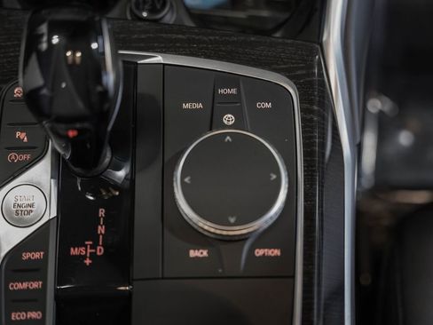 Used 2019 BMW 330i Sedan w/ Driving Assistance Package image 28