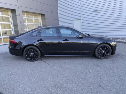 Used 2024 Jaguar XF R-Dynamic SE AWD/4WD image 5
