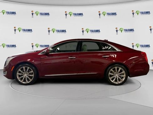 Used 2016 Cadillac XTS Premium image 2