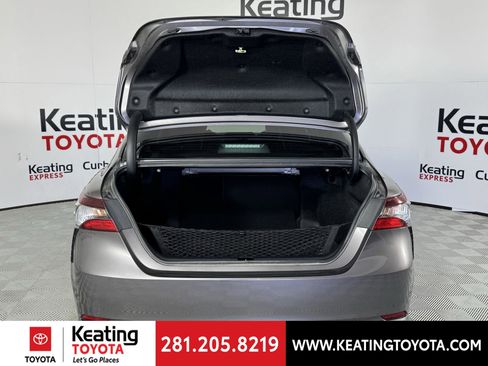 Certified 2023 Toyota Camry SE w/ Convenience Package image 19