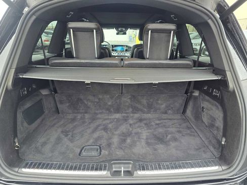 Used 2023 Mercedes-Benz GLS 580 4MATIC image 16
