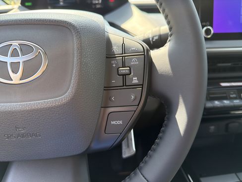 New 2026 Toyota Prius LE FWD image 16