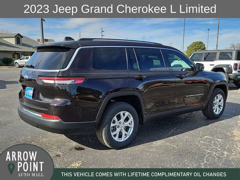 Used 2023 Jeep Grand Cherokee L Limited w/ Trailer Tow Group (B) image 12